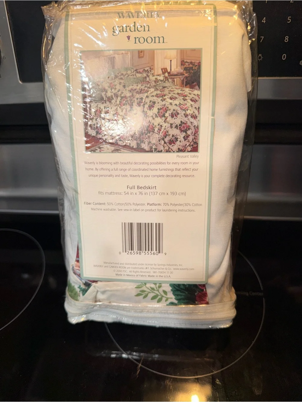 New Waverly Garden Room Floral Full Bedskirt in Cream with Red & Green Floral